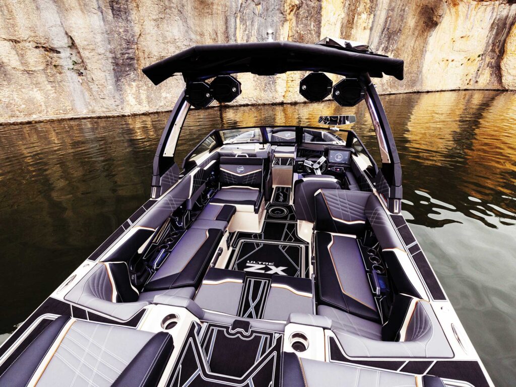Tigé Ultré 23ZX cockpit