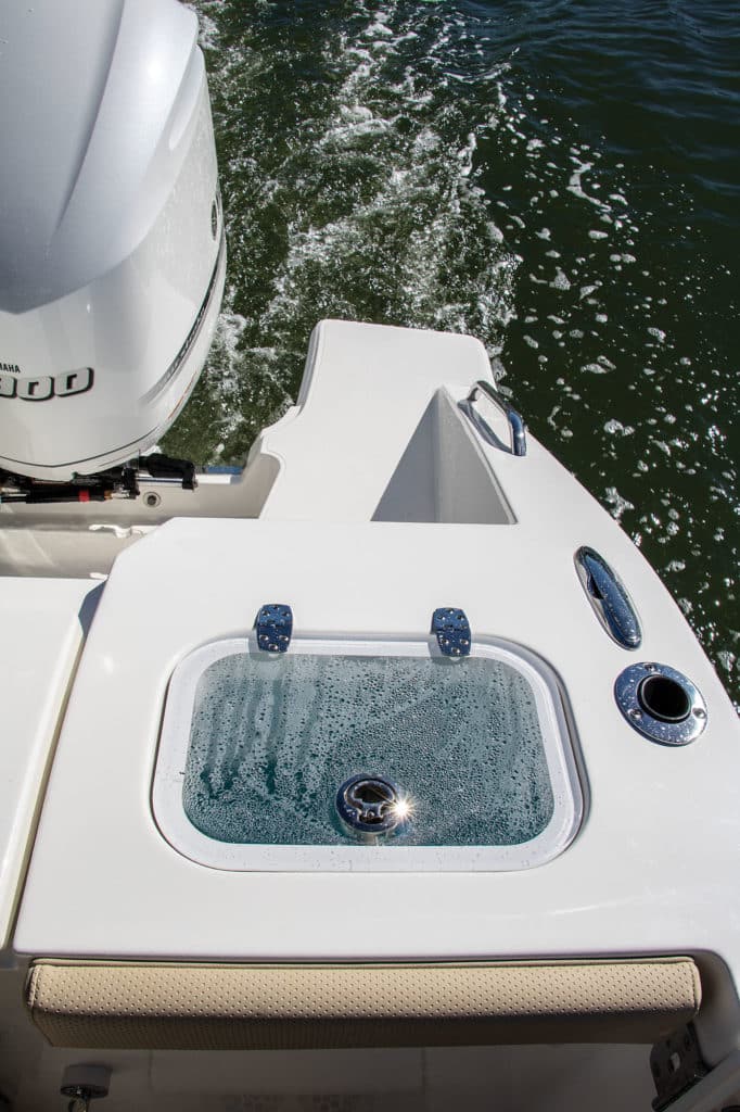 Pursuit S288 Sport Boat Test