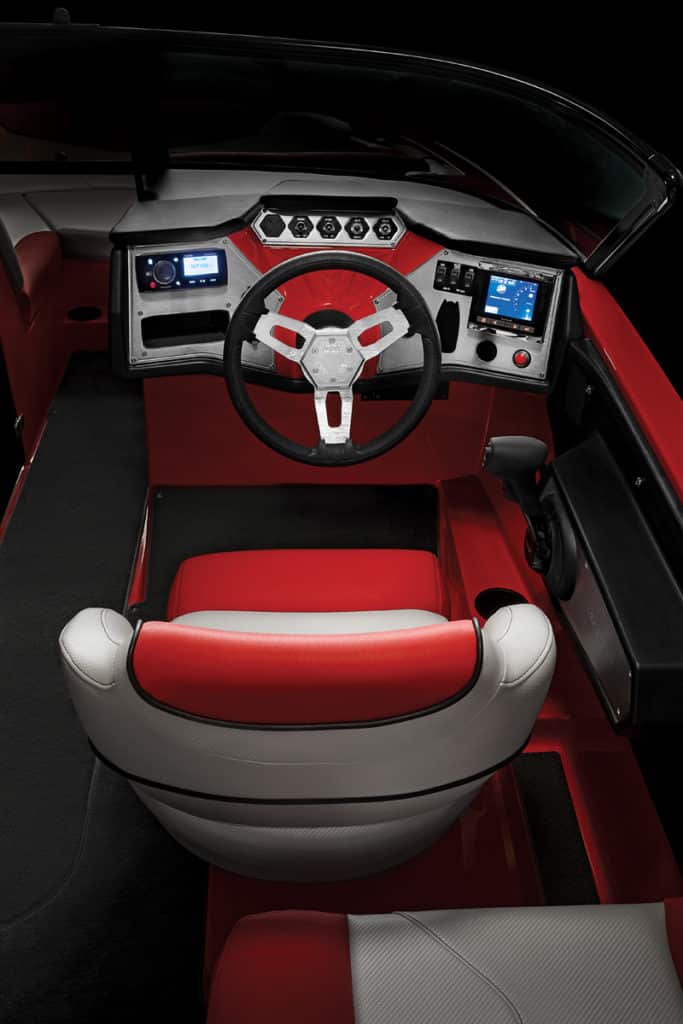 MasterCraft NXT20 Global Edition