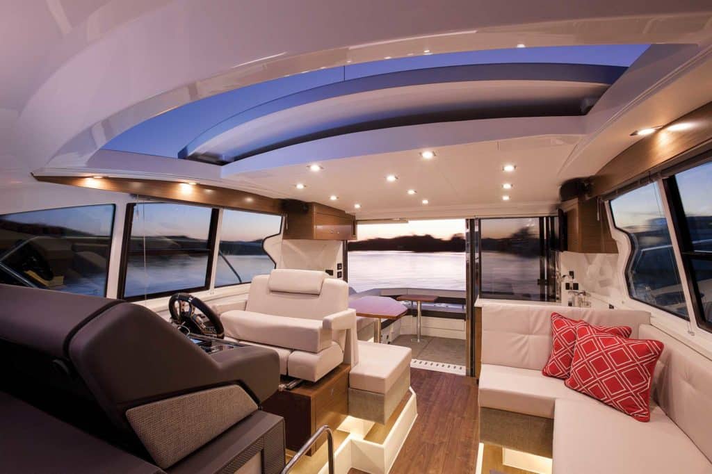 Cruisers Yachts Cantius 42