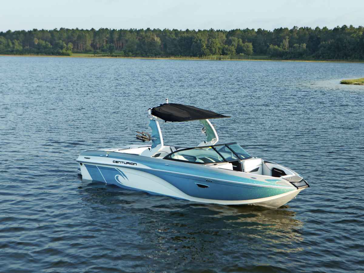 2016 Centurion Ri237 | Boating Mag