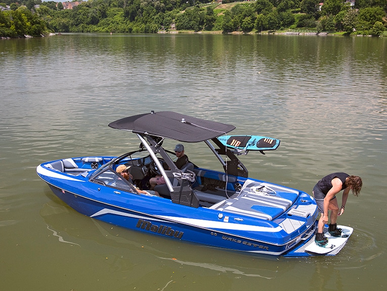 2018 Malibu 21 VLX Boating Mag