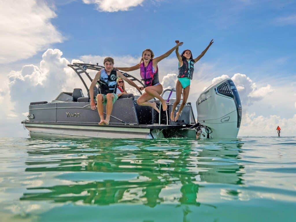 Honda outboard on a pontoon boat