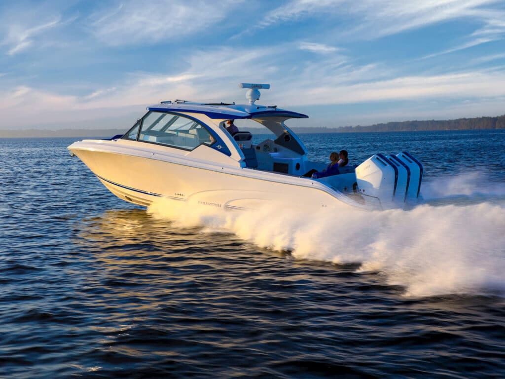 Fountain Powerboats 39DX Dual Console