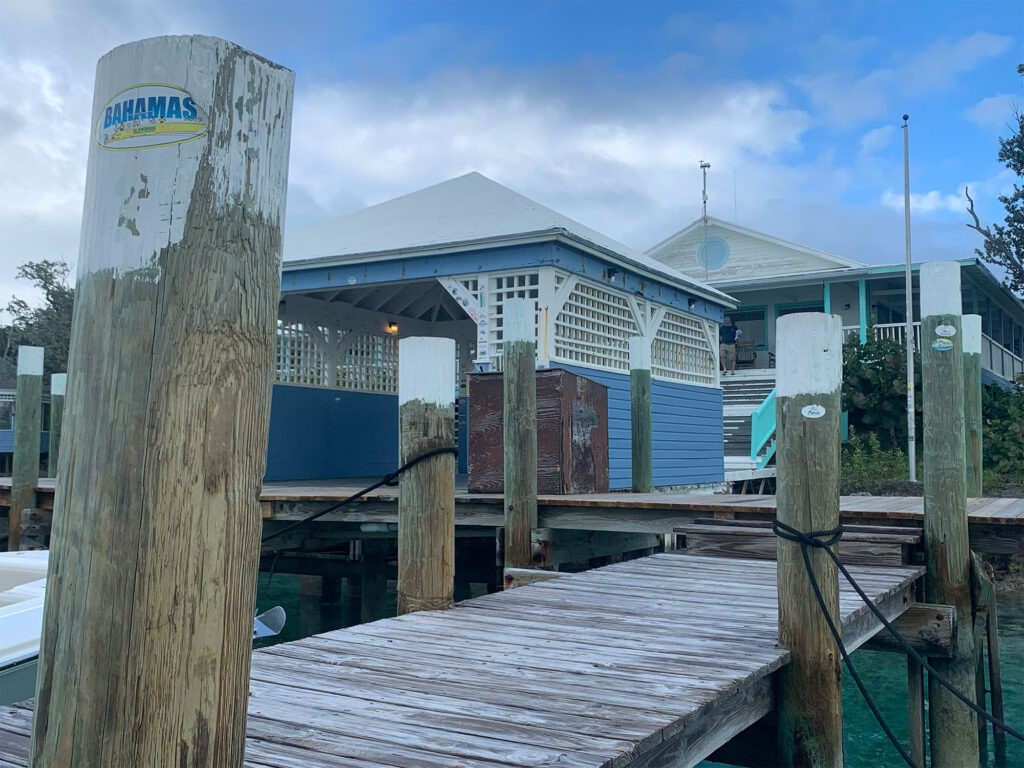 Customs at Spanish Cay