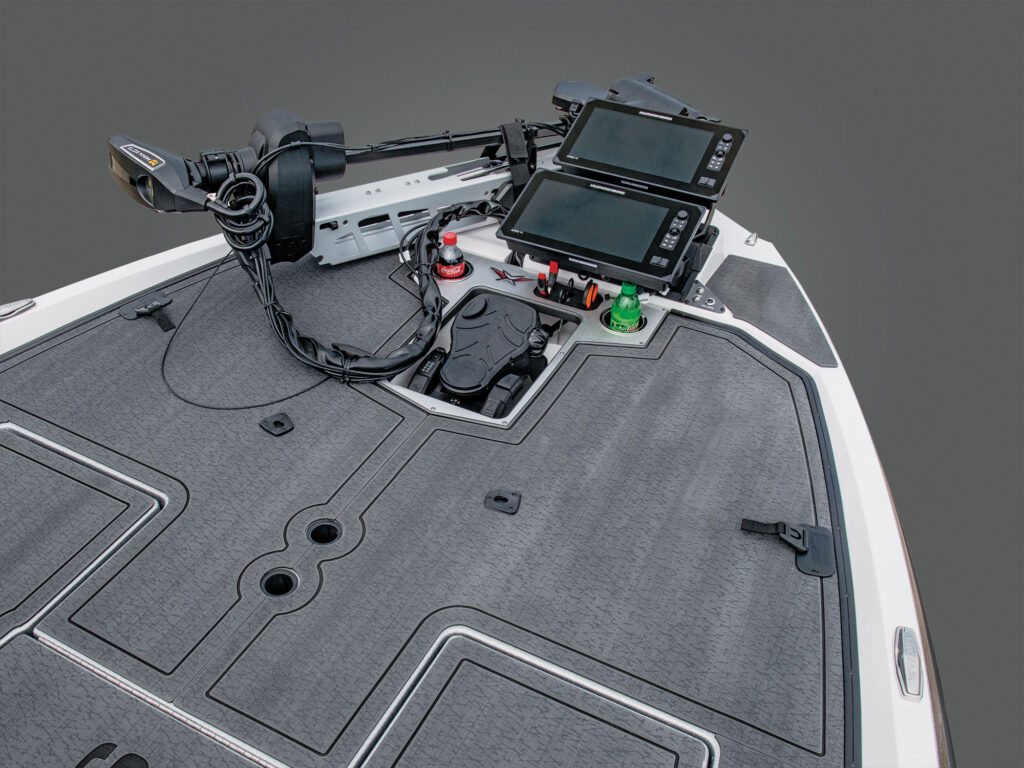 Vexus VXs21 bow casting platform